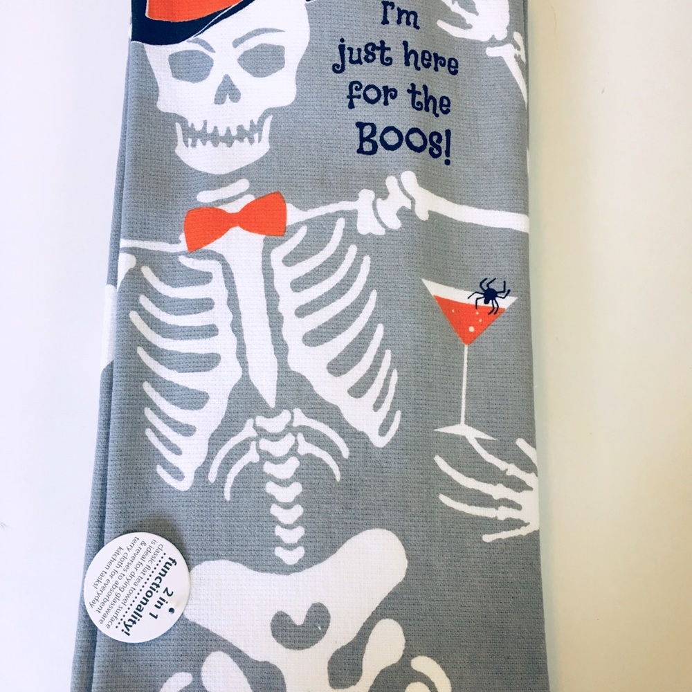 2 Halloween Skeleton Drink Martini Kitchen Towels